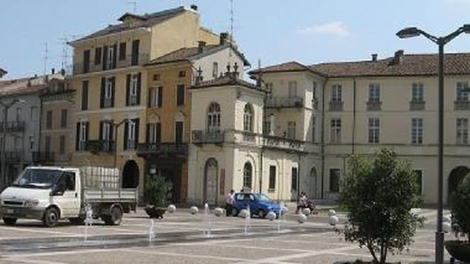 ASMORTARA - FIORIERE e FONTANA